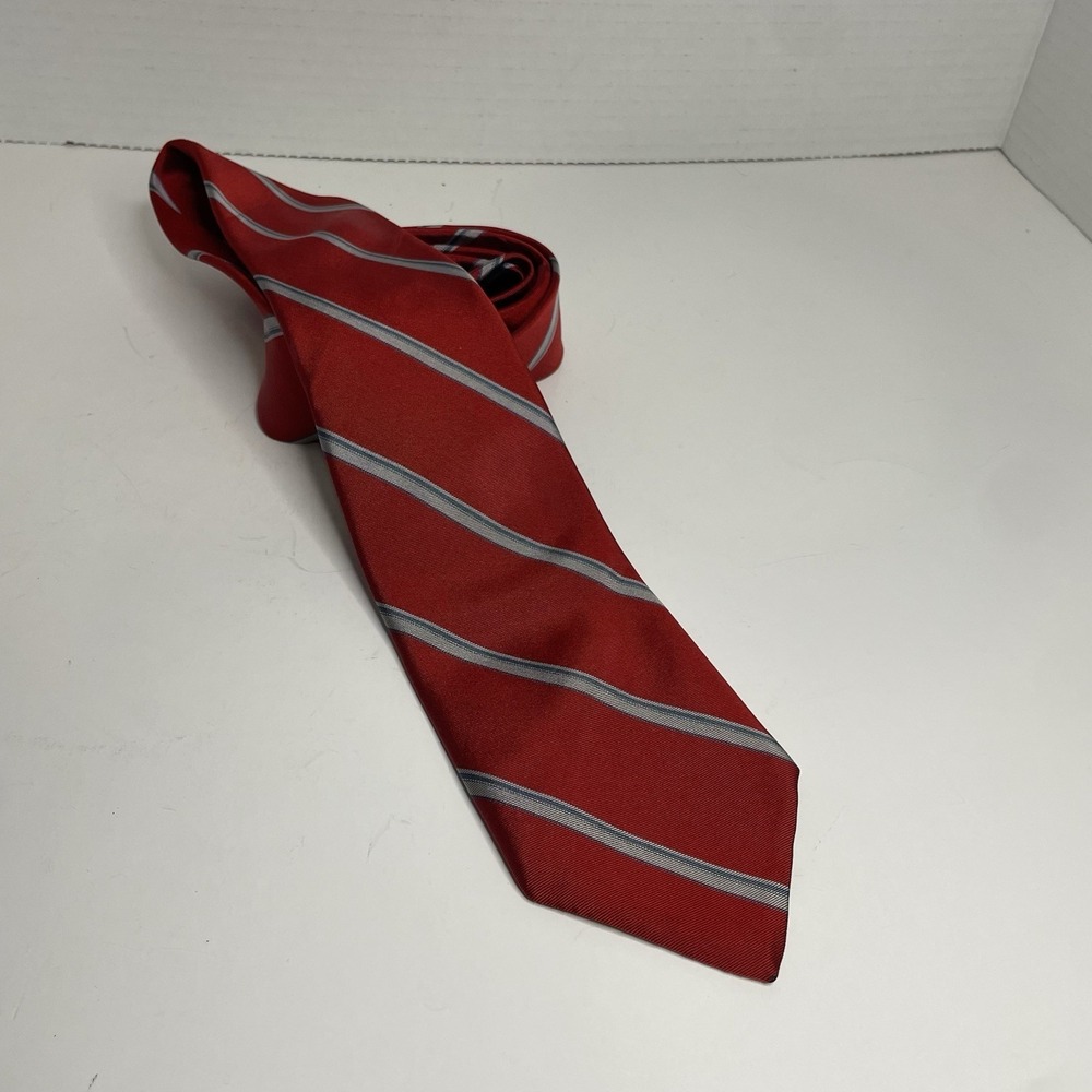 Wembley Vtg Mens Tie Red Blue Stripe Silk Man's Necktie